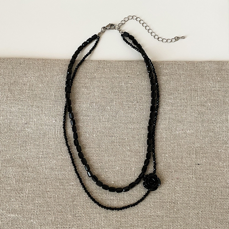 Kaméliás nyaklánc, dupla rétegű, fémből készült gyöngyökkel, gyöngyház medállal, standard lánccal