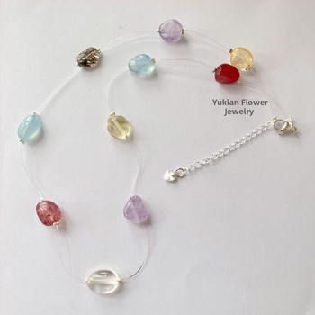 Колие с кристали и странични камъни: аметист, цитрин и кристал • бароков стил • материал: кристал • индивидуална опаковка • издаване през лято 2025