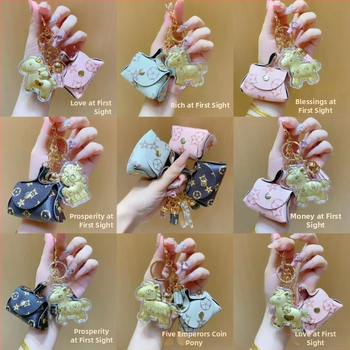 Κλειδοθήκη Nothing - χρυσό περιεχόμενο, μοντέρνος μινιμαλισμός, κατάλληλο ως επιχειρηματικό δώρο