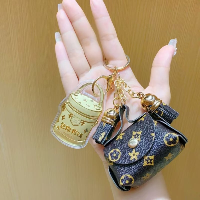 Κλειδοθήκη Nothing - χρυσό περιεχόμενο, μοντέρνος μινιμαλισμός, κατάλληλο ως επιχειρηματικό δώρο