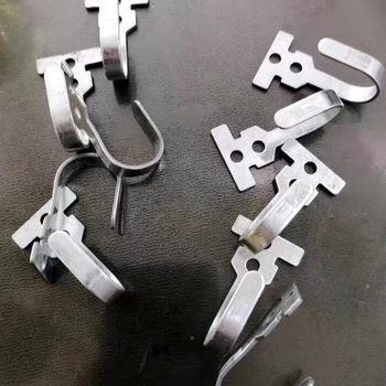 Ajtófüggönyhorgok – szénacél, egyrészes horog, modern minimalizmus, teherbírás 20–30 kg, 6 darab