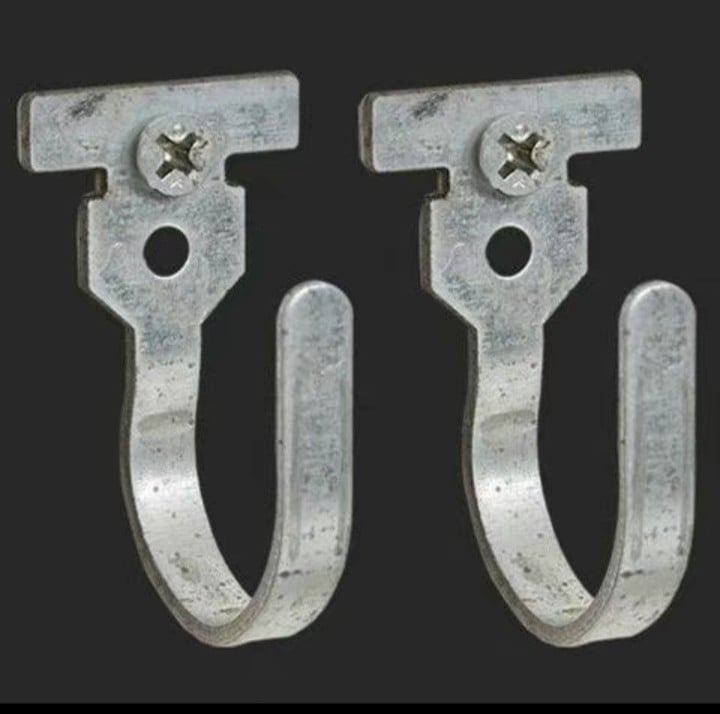 Ajtófüggönyhorgok – szénacél, egyrészes horog, modern minimalizmus, teherbírás 20–30 kg, 6 darab