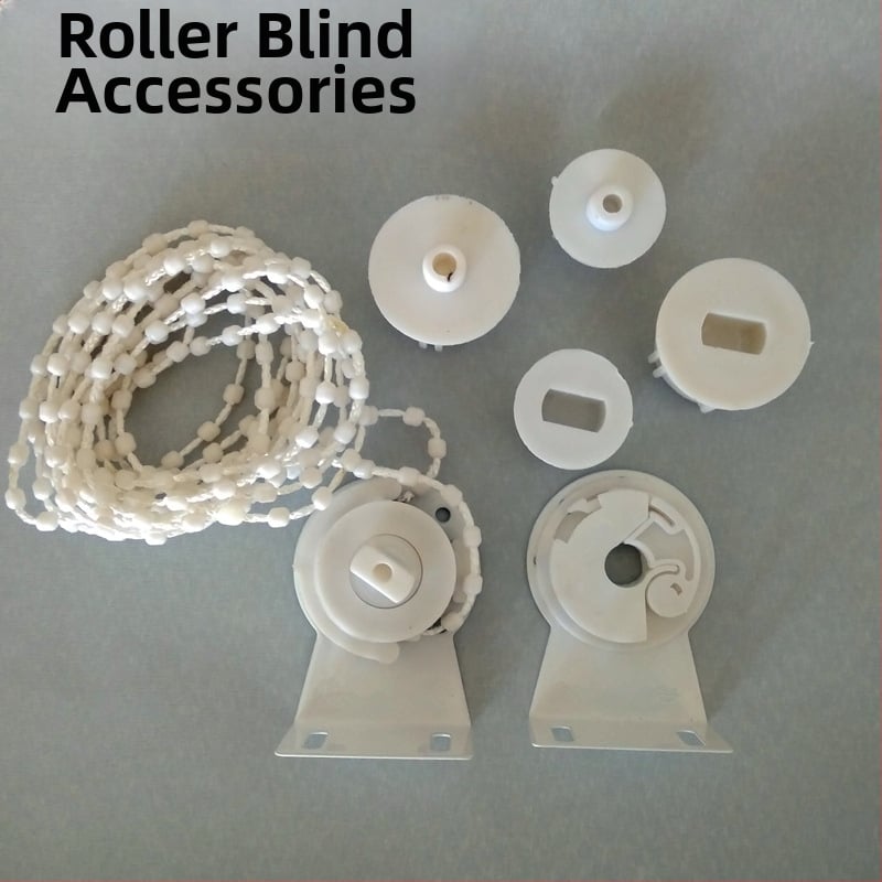 Roletės langams su geležiniu laikikliu, šiuolaikiškas minimalistinis stilius