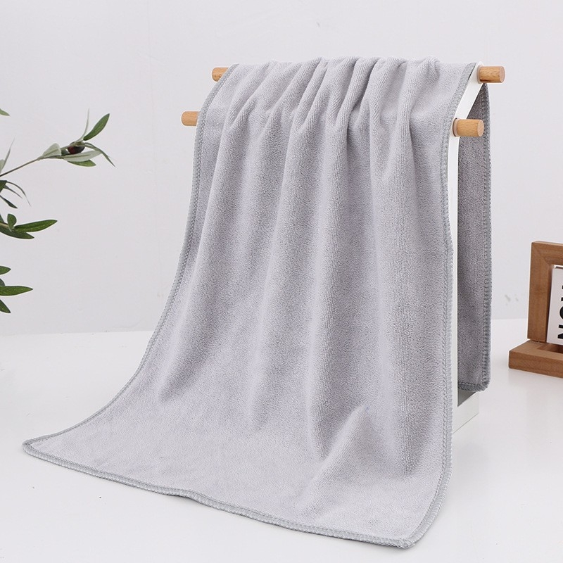 Kozmetički ručnik za lice i kosu — upija vodu i ne ostavlja dlačice; materijal: Silk flower; pređa: 100d; tkanje: Plain weave.