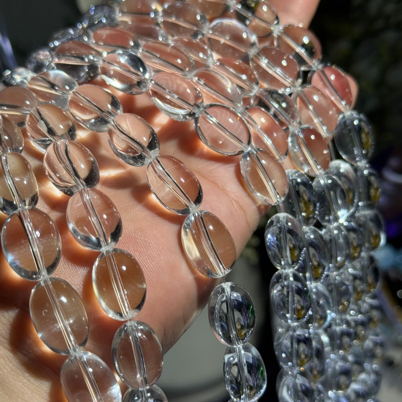 Кристални яйцевидни мъниста, сферична форма, полупрозрачни, кристален материал