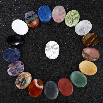 Аметистен дланен камък за облекчаване на стреса, естествен кристал, гравиран орнамент, тегло 16–20 g