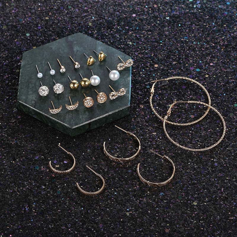Популярни европейски и американски трансгранични електронни търговци с големи халки, модел луна и звезда, 12 чифта, комплект от няколко чифта, обеци с инкрустирани диаманти за жени.