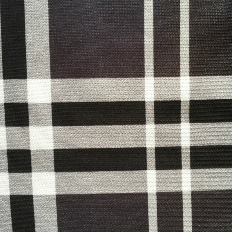 Kvadratiniai ploni mikropluošto rankšluosčiai, 260 g, siūlų 32, logotipo spauda, pritaikymas