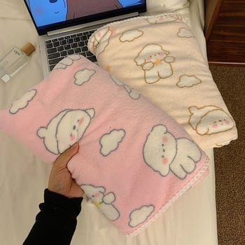 Moterų vonios rankšluosčių komplektas iš coral fleece — dėvimasis ir įvyniojamas, itin sugeriantis ir greitai džiūstantis; įtrauktas plaukų rankšluostis ir dušo kepurė; 3 dalių rinkinys; medžiaga: coral fleece; siūlų skaičius: 32; gamybos procesas: siuvima