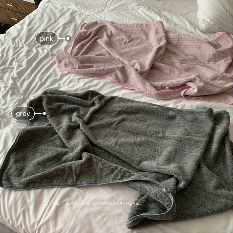 Moteriški koralo velvūro rankšluostis, dėvima ir apvyniojama žiemą, sugeriančios, 300 g, poliesteris 85,4% / nailonas 14,6%, koralo velvet technologija, logotipo spauda