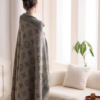 Deka za putovanje u prvom razredu – akrilna vlakna, 800–999 g, prvoklasna kvaliteta, moderni minimalistički stil, mogućnost prilagodbe