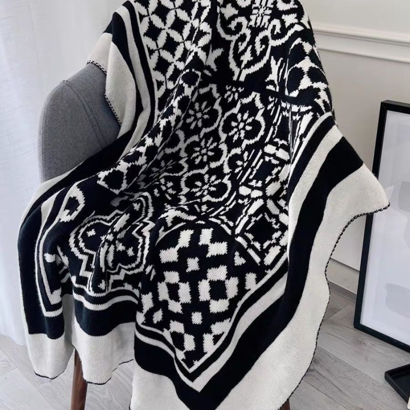 Keturių sezonų pledas, retro šviesos prabangaus stiliaus, akrilas, 500–799 g, vienalytis raštas, premium klasė, stilius 109835873