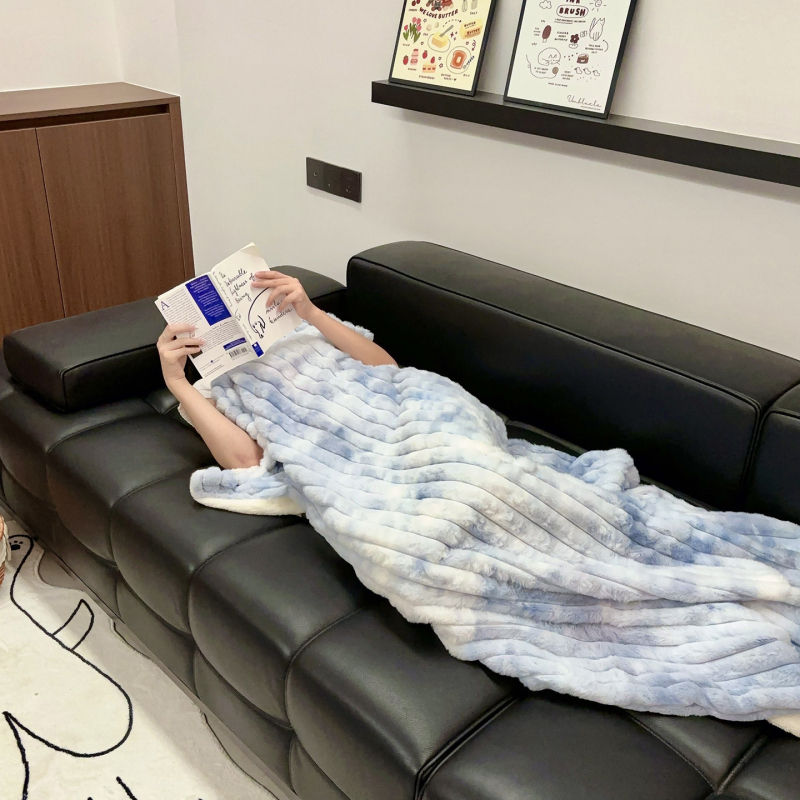 Pătură din flanel 100% poliester, personalizabilă, pentru toate sezoanele, stil modern minimalist.