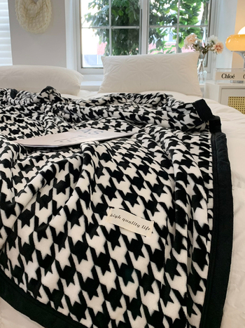 Одеяло за диван с геометричен принт, коралов велур, удебелено, подходящо за всички сезони