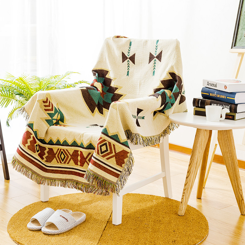 Pătură pentru canapea cu model geometric boem, fibre chimice, 300–500 g, patru anotimpuri, design modern minimalist