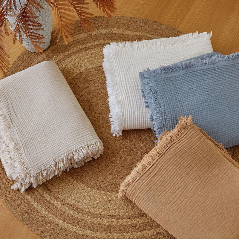 Pătură din bumbac țesut cu pliuri și ciucuri, uni, greutate 1000–1499 g, pentru toate sezoanele