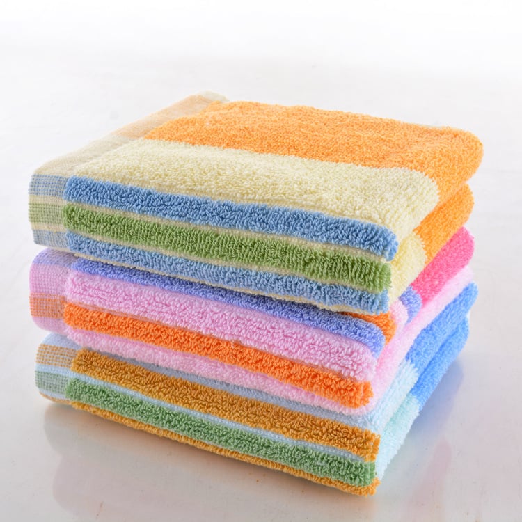 Zhuo Yijia medvilninis rankšluostis veidui su vertikaliu dryžiu | įgeriamumo laikas 16–20 s, 90 g/m², pritaikomas apdorojimas