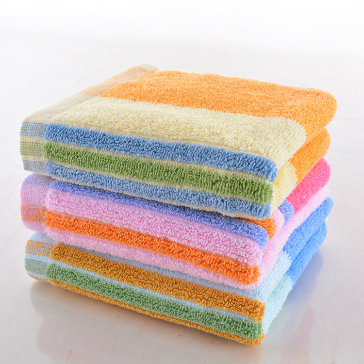 Zhuo Yijia medvilninis rankšluostis veidui su vertikaliu dryžiu | įgeriamumo laikas 16–20 s, 90 g/m², pritaikomas apdorojimas