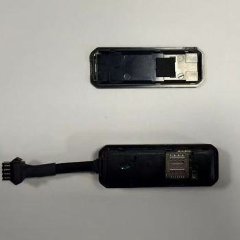 Проводен GPS тракер за превозни средства – точност 5–15 м, външно захранване, вградена антена, аларми: вибрация, мобилен аларм, ограда, превишена скорост, Baidu карта