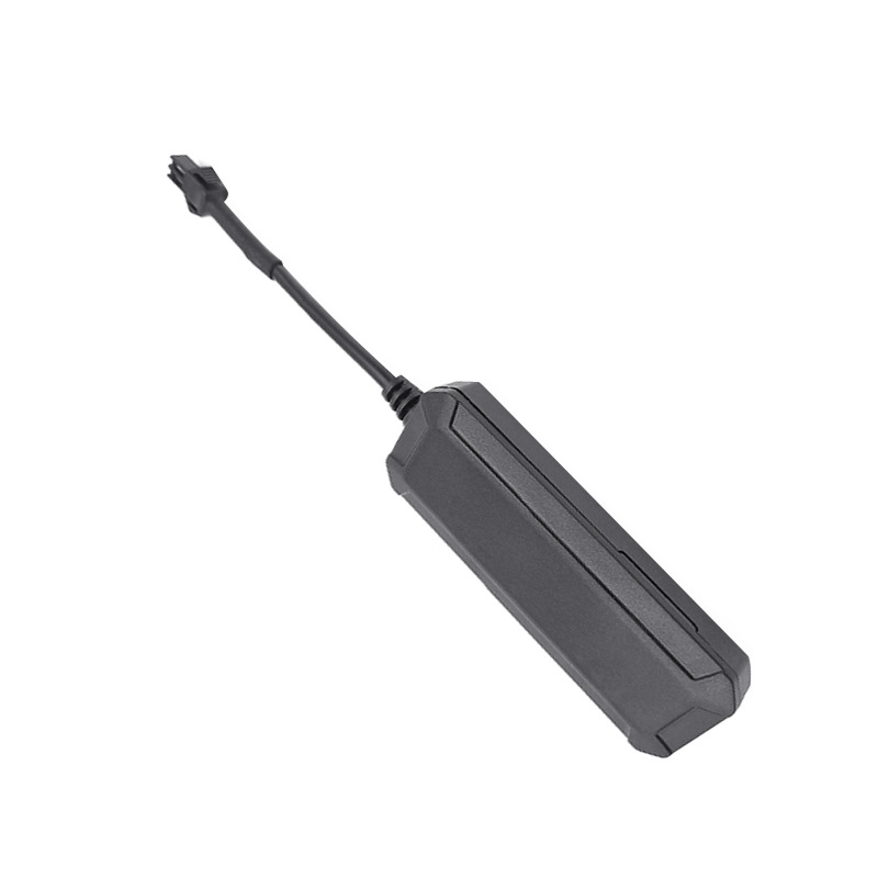 GPS локатор с 2-жично захранване CJ780 — захранване 9-90V; GPS точност 5 м; вградена антена; водоустойчив; алармени режими: вибрация, известяване на мобилен телефон, периметрова аларма, превишена скорост; размери 74×25×12 мм