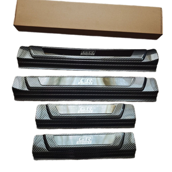 Praguri de ușă și stickere pentru pedalele de întâmpinare pentru Toyota Hilux Revo/Vigo (2015-2025), plastic, origine Zhejiang, personalizabile