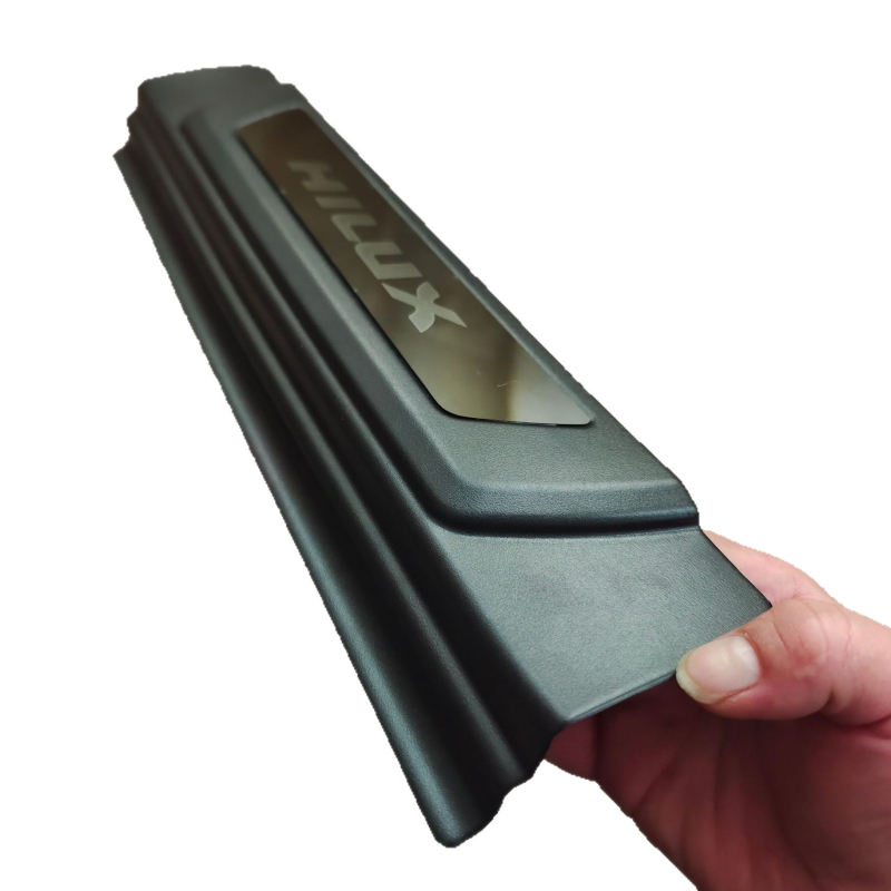 Praguri de ușă și stickere pentru pedalele de întâmpinare pentru Toyota Hilux Revo/Vigo (2015-2025), plastic, origine Zhejiang, personalizabile