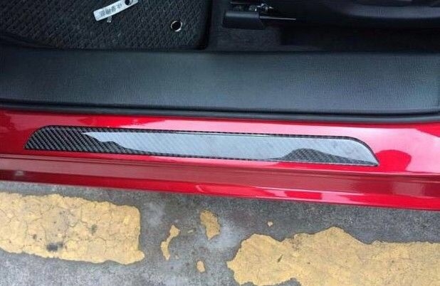 Automobilio slenksčio apsauga iš realaus anglies pluošto, pritaikoma, universali vidinė dekoratyvinė juosta