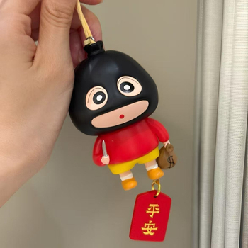 Автомобилна висулка със Шин-Чан, от смола, стил анимационен, за интериорна украса