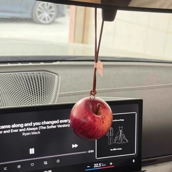 Автомобилна висулка под формата на ябълка — реалистично пластмасово декоративно изделие за интериор на колата, стил китайска традиция, висулка за огледало