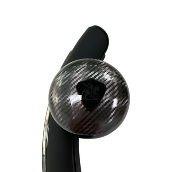 Bola za pojačanje volana - karbonski uzorak, materijal: silikon/PC, univerzalna kompatibilnost, težina 150 g, Marka: Yixin Electronics