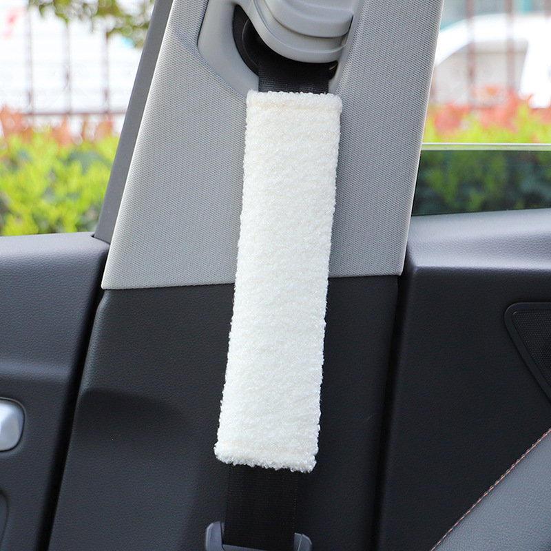 Autóöv vállvédő - Rajzfilm bárány velúr, poliészter, praktikus dizájn, súly 0.05, márka Qiao Lin