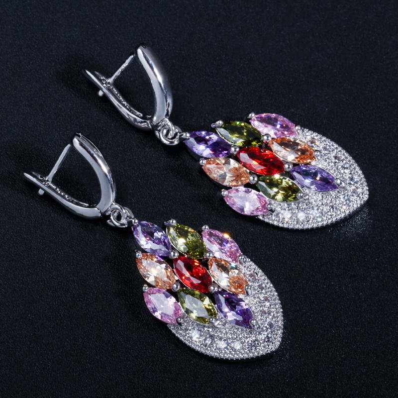 Korejski stil večernji set nakita sa cirkonima, bakar s platinskim premazom, viseći privjesci, uključuje naušnice i narukvicu