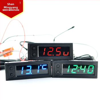 Iekšējais automašīnas pulksteņa modulis ar laika displeju, dubultu temperatūras sensoru un sprieguma uzraudzību