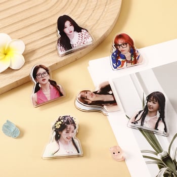 Akrilni klip Xiaowu stationery — plastični materijal