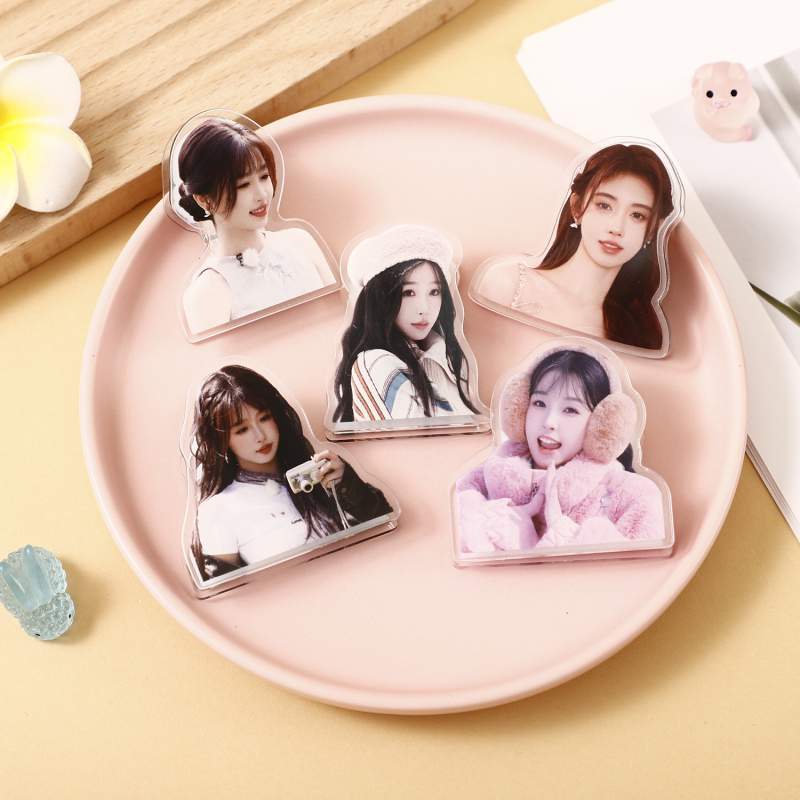 Akrilni klip Xiaowu stationery — plastični materijal