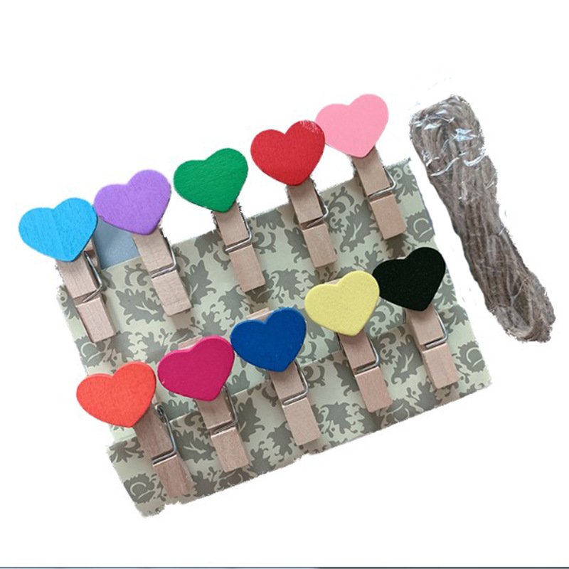 Drveni klip za ljubav – model Love Clip; Materijal: Drvo; Pakiranje: Tkano vrećica; Marka: Other; Uvoz: Ne