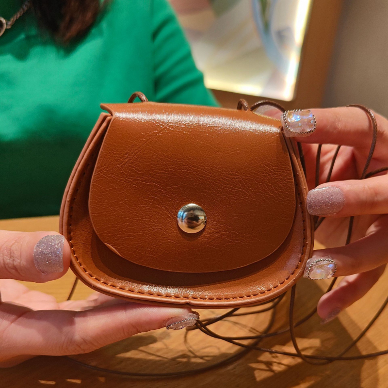 Müntide rahakott; PVC materjal, ühetooniline, linna minimalistlik stiil, naistele