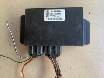 Volkswagen Passat B5 Lingyu karosszéria központi vezérlőegysége, Body Module 1C0959799C/1C0962258A