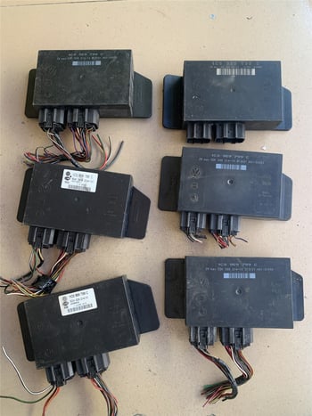 Volkswagen Passat B5 Lingyu karosszéria központi vezérlőegysége, Body Module 1C0959799C/1C0962258A