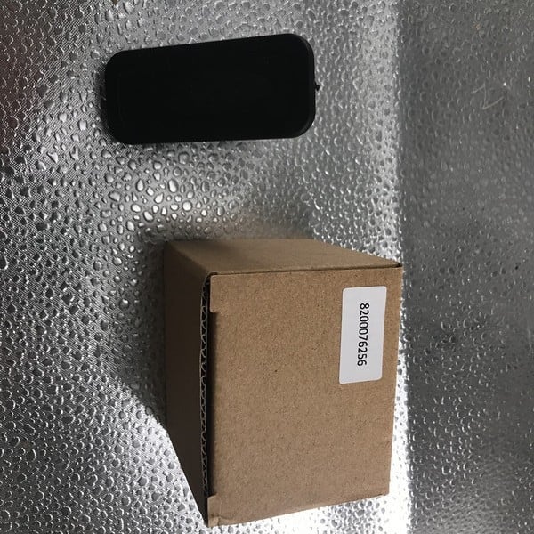 Xinsende csomagtérajtó kapcsoló központi zárhoz, modell 8200076256, Renault-kompatibilis