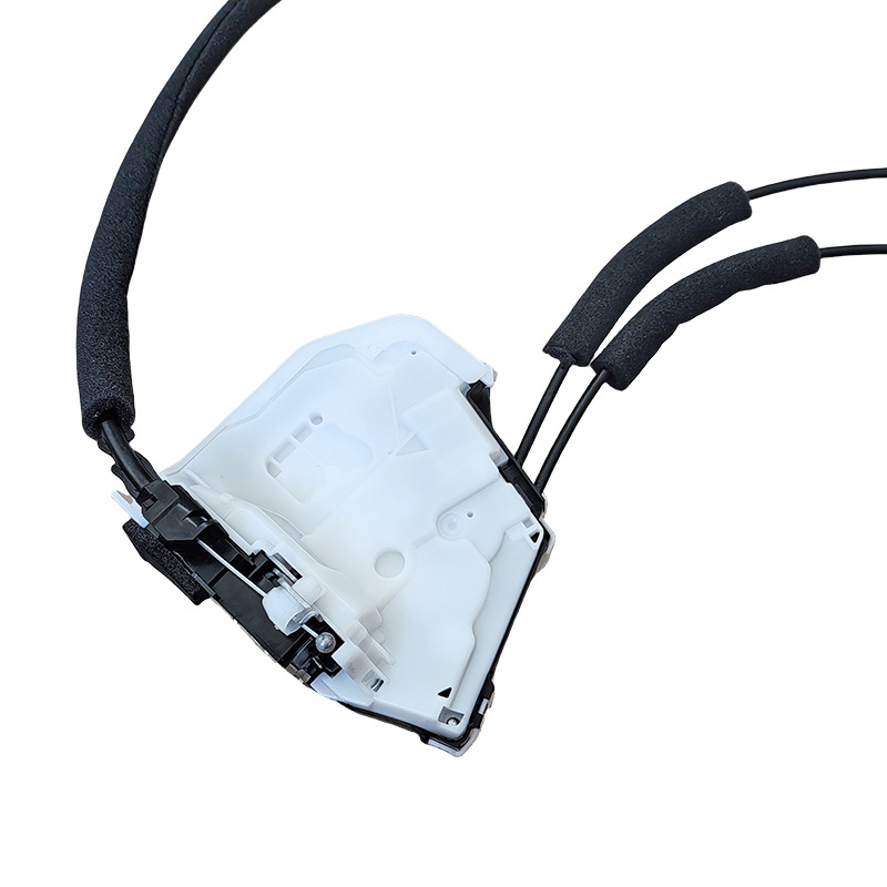 Motor središnjeg zaključavanja stražnjih vrata za Altima l34 (2019–2024); modeli: 82500-6CA0B, 82500-9HE0A, 82500-9HE0B, 82500-9HE0C; kompatibilno: Nissan