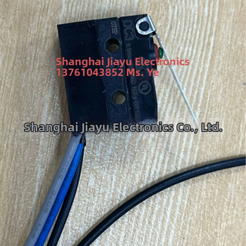 Ūdensizturīgs mikro slēdzis, ar vadiem, taisns aktuators, zeltīti kontakti, 50 000 ciklu darbības mūžs