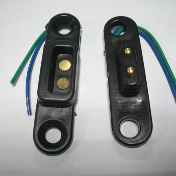 Wuling középső ajtózár elektróda – PC anyag – Reality márka