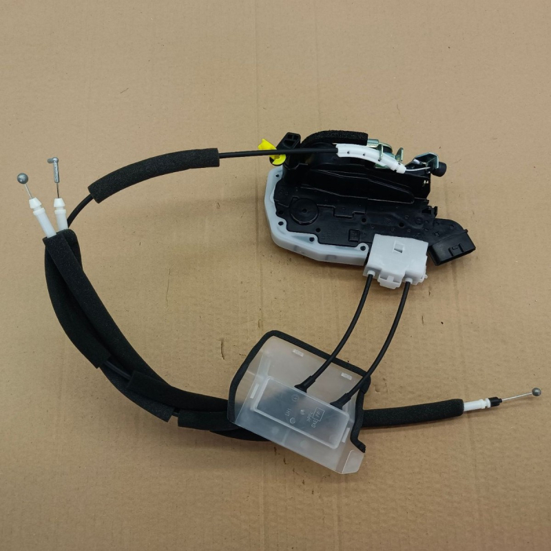 Infiniti Q50 središnji modul zaključavanja vrata 80501-4HB0A, 80501-4GS0A, 80500-4HB0A, 82500-4GA0A