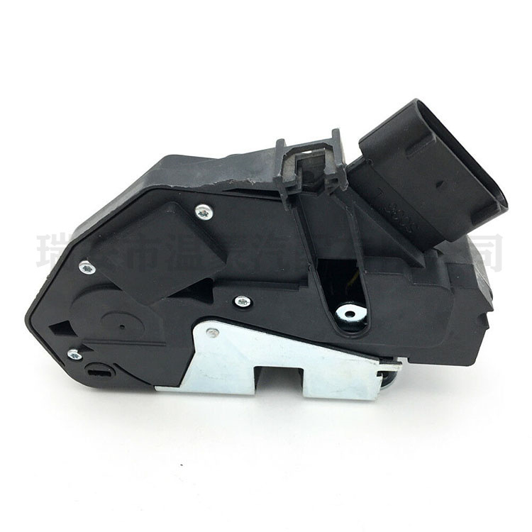 Ford Fiesta stražnja lijeva središnja brava vrata, 4-pinsko, AE8Z5426413A BE8Z5426413B