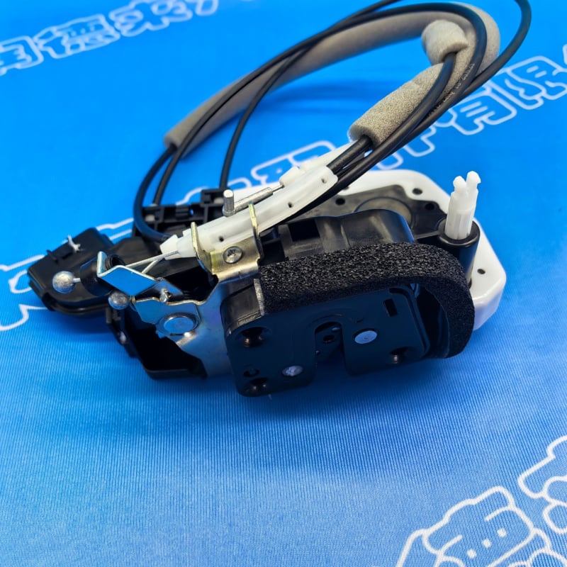 Kabel za povlačenje mehanizma centralnog zaključavanja za Nissan Teana Altima 2013–2018