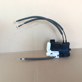 Brava za vrata Hyundai Tucson/Sportage – Marka Pzy, Modeli 81310-3w000, 81320-3w000, 81410-3w000, 81420-3w000; Materijal: Plastika; Prilagodba: Da