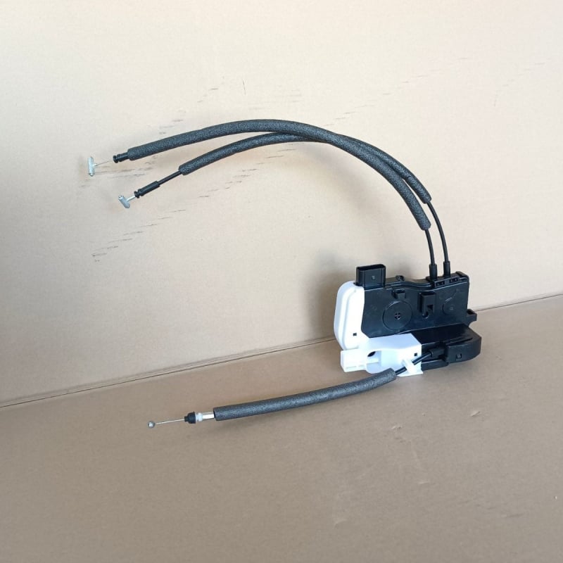 Brava za vrata Hyundai Tucson/Sportage – Marka Pzy, Modeli 81310-3w000, 81320-3w000, 81410-3w000, 81420-3w000; Materijal: Plastika; Prilagodba: Da