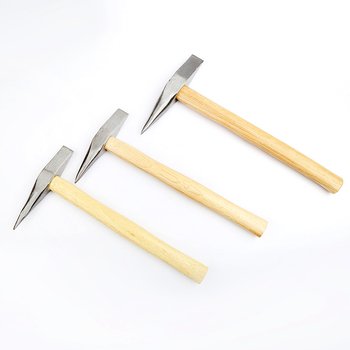 Suvirinimo plaktukas su anglies plieno galvute, skirtas šlako ir rūdijimo šalinim