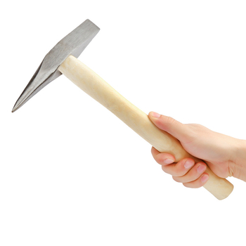 Suvirinimo plaktukas su anglies plieno galvute, skirtas šlako ir rūdijimo šalinim